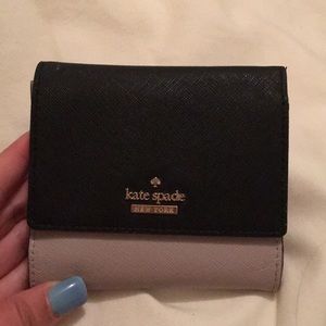 Small Kate spade wallet